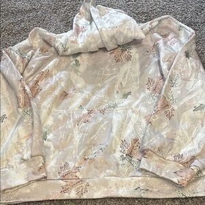 Whit Camo Hoodie